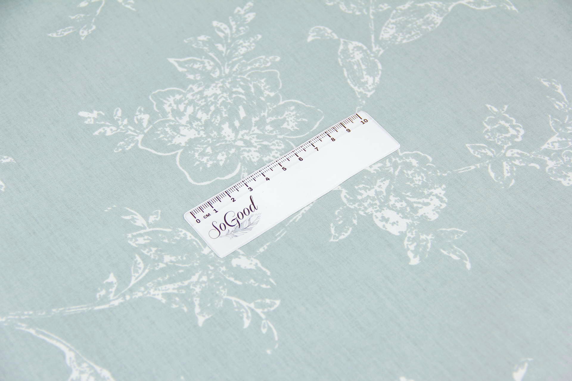 Ткань Ранфорс Полевые цветы белые на серо-зеленом, Турция, ширина 240 см, плотность 135 г/м2