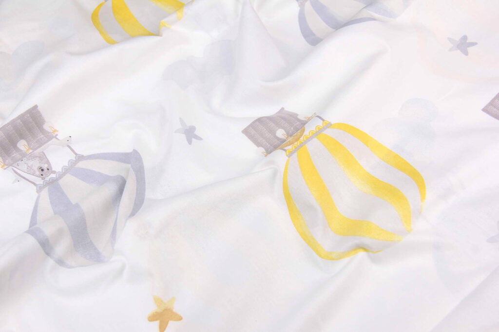 Ткань Ранфорс Зверюшки на воздушном шаре Желтый, Турция, ширина 240 см, плотность 135 г/м2