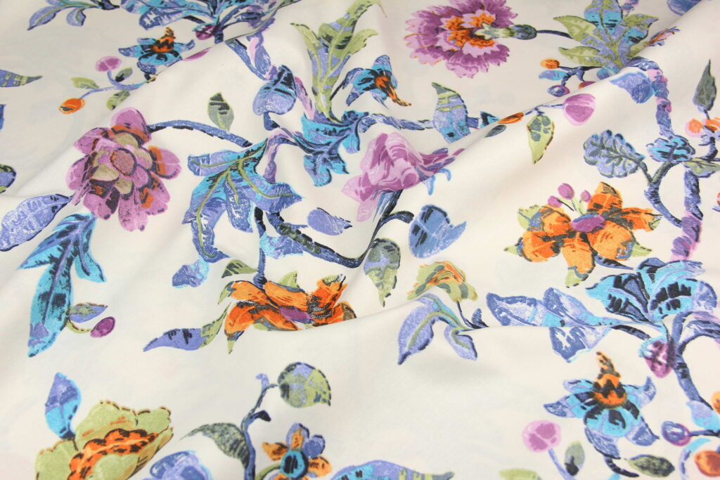 Ткань скатертная с тефлоновой пропиткой Витражные цветы Сиренево-синий