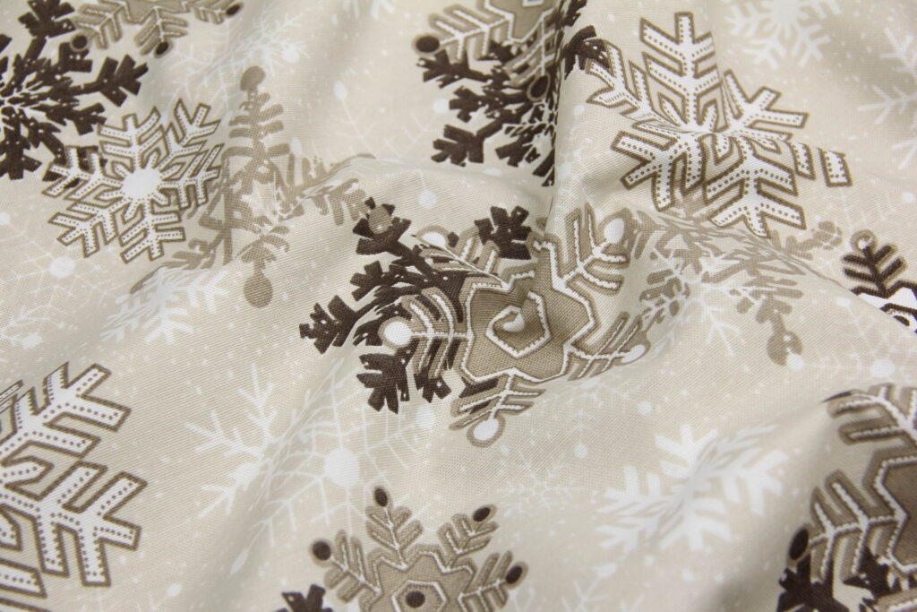Ткань скатертная с тефлоновой пропиткой Танец снежинок Бежевый