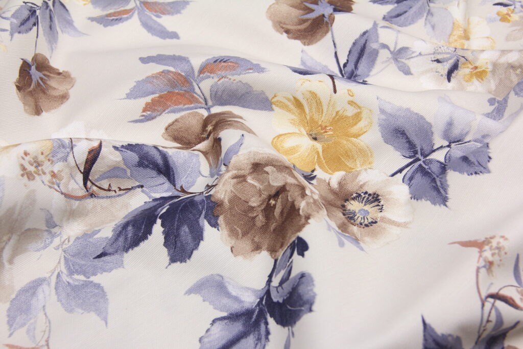 Ткань скатертная с тефлоновой пропиткой Букет Мирабель Желтый, коричневый и синий