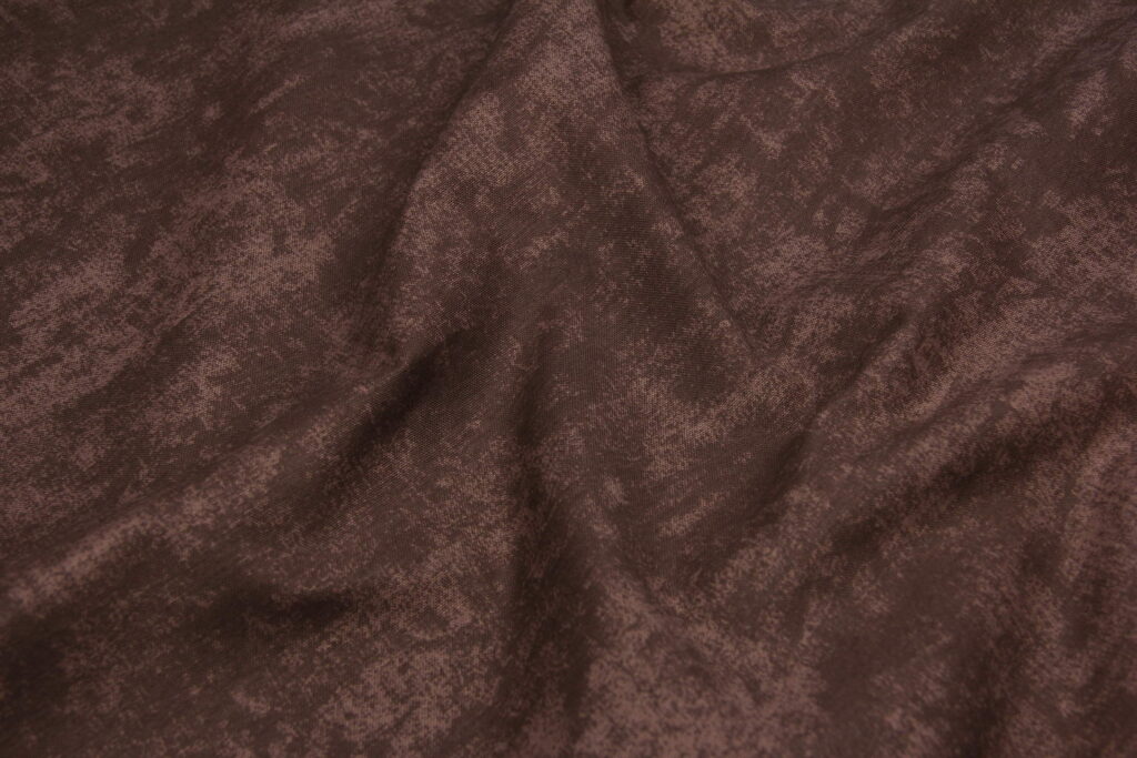 Ткань скатертная с тефлоновой пропиткой Травертин Темный шоколад F23