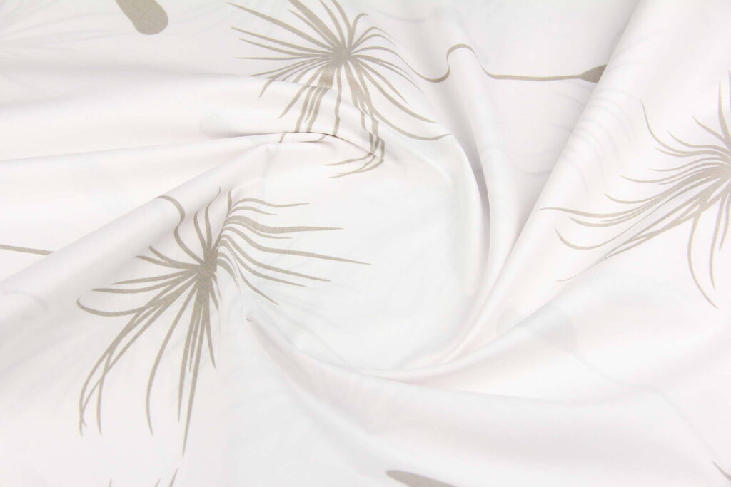 Ткань Ранфорс Одуванчик бежевый на белом, Турция, ширина 240 см, плотность 135 г/м2