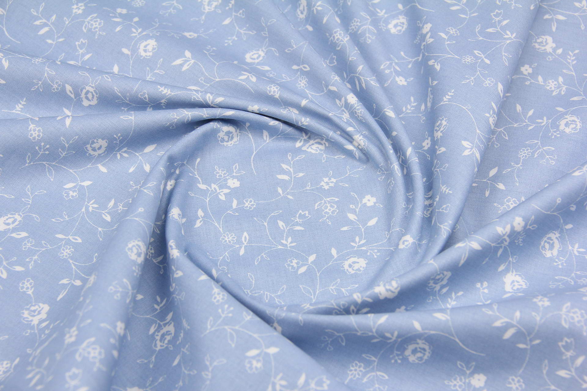 Ткань Ранфорс Мелкие цветочки Голубой, Турция, ширина 240 см, плотность 135 г/м2