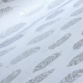 Ткань Ранфорс с глиттером Перья серебро, Турция, ширина 240 см