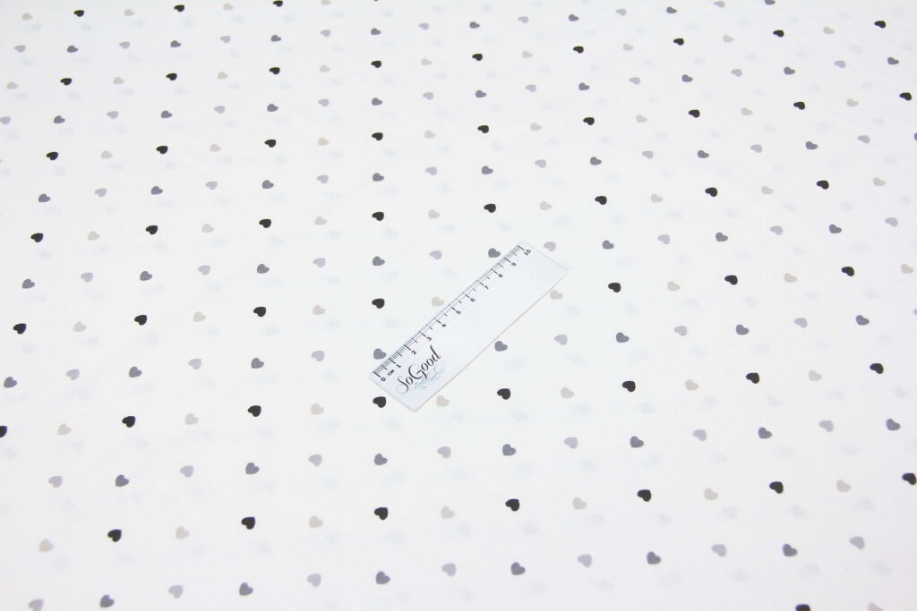 Ткань Ранфорс Маленькие сердечки Черный и бежевый, Турция, ширина 240 см, плотность 135 г/м2