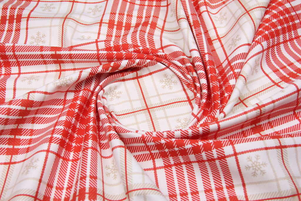Ткань скатертная с тефлоновой пропиткой Клетка новогодняя Красный и бежевыый на белом