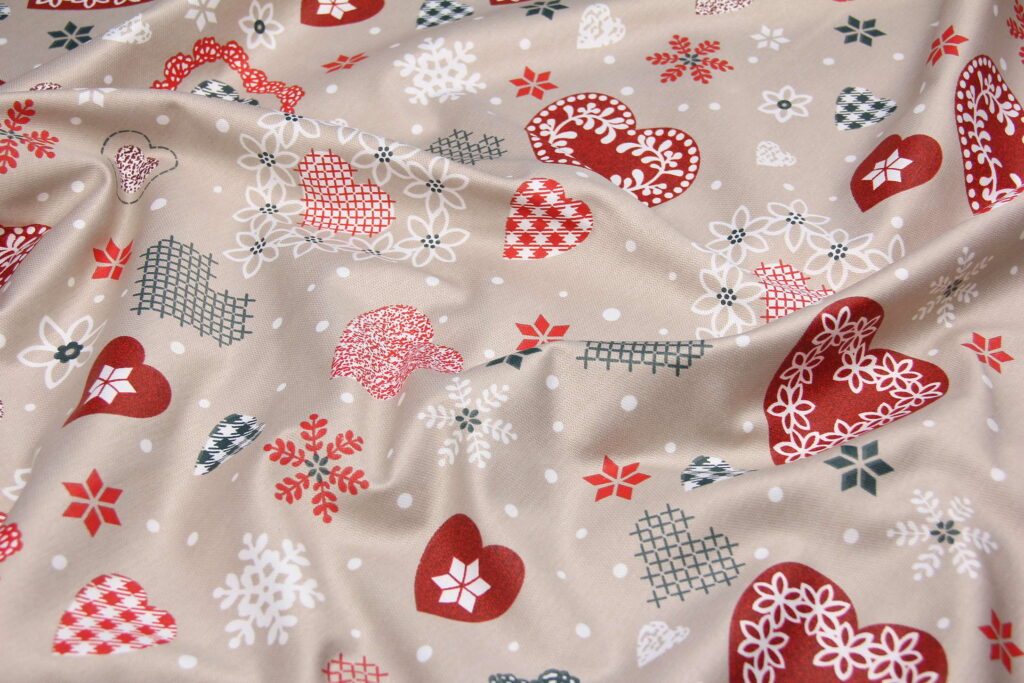 Ткань скатертная с тефлоновой пропиткой Рождественские сердечки Бежевый