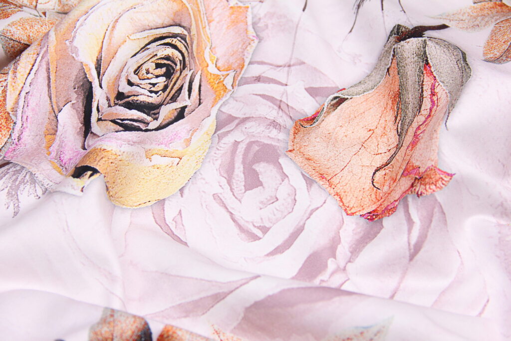 Ткань Сатин набивной Розы 3D, Турция, ширина 240 см