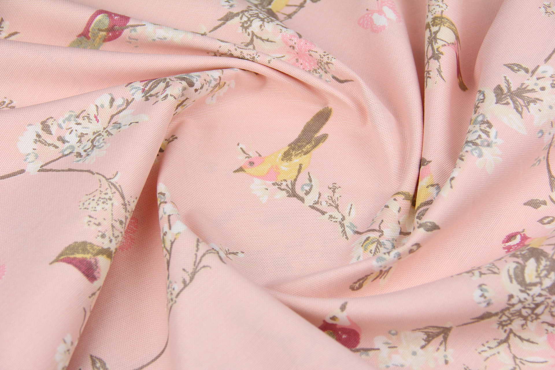 Ткань скатертная с тефлоновой пропиткой Милые птички на розовом