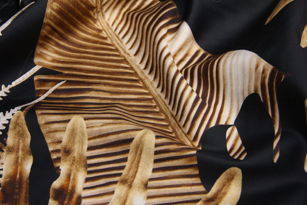 Ткань Сатин набивной Золото джунглей на черном, Турция, ширина 240 см