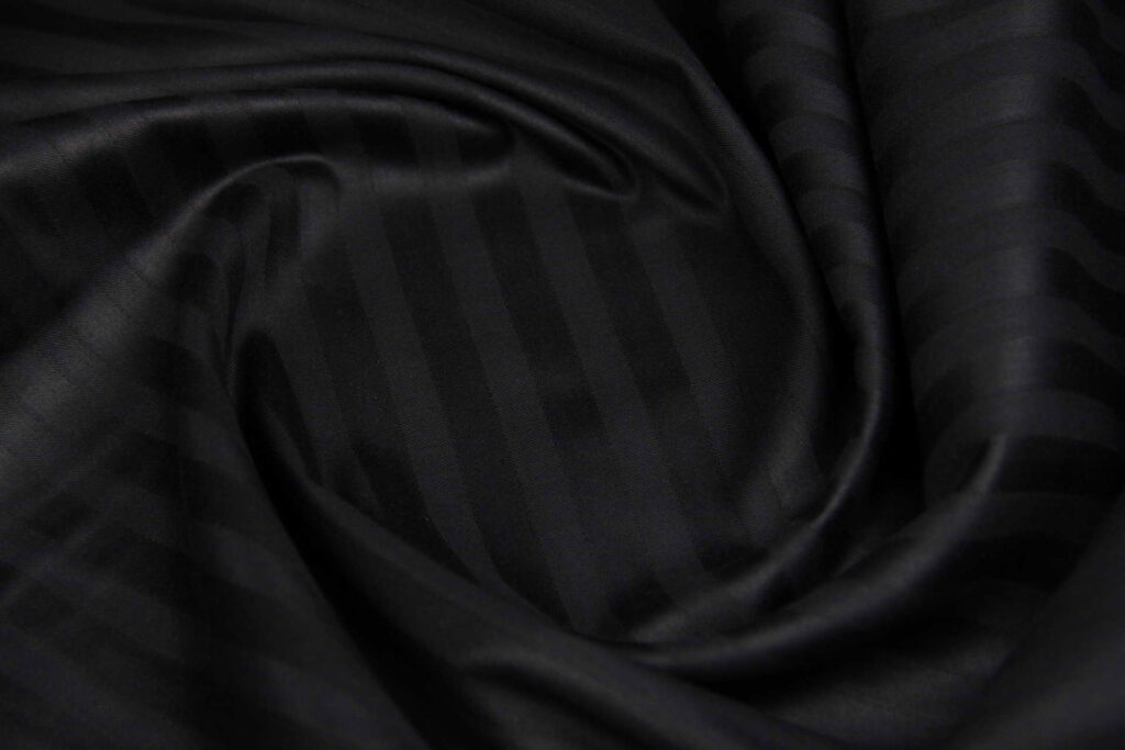 Ткань Страйп-сатин Черный, Турция, ширина 240см, плотность 130 г/м2