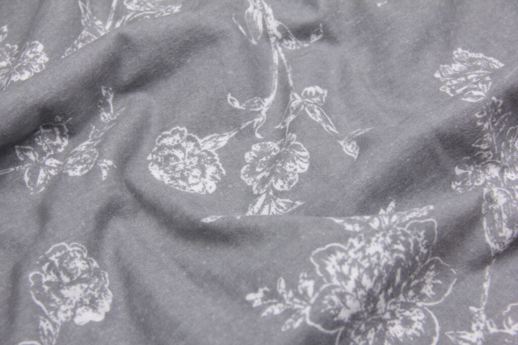 Ткань Фланель Гномы на сером, Турция, ширина 240 см, плотность 160 г/м2