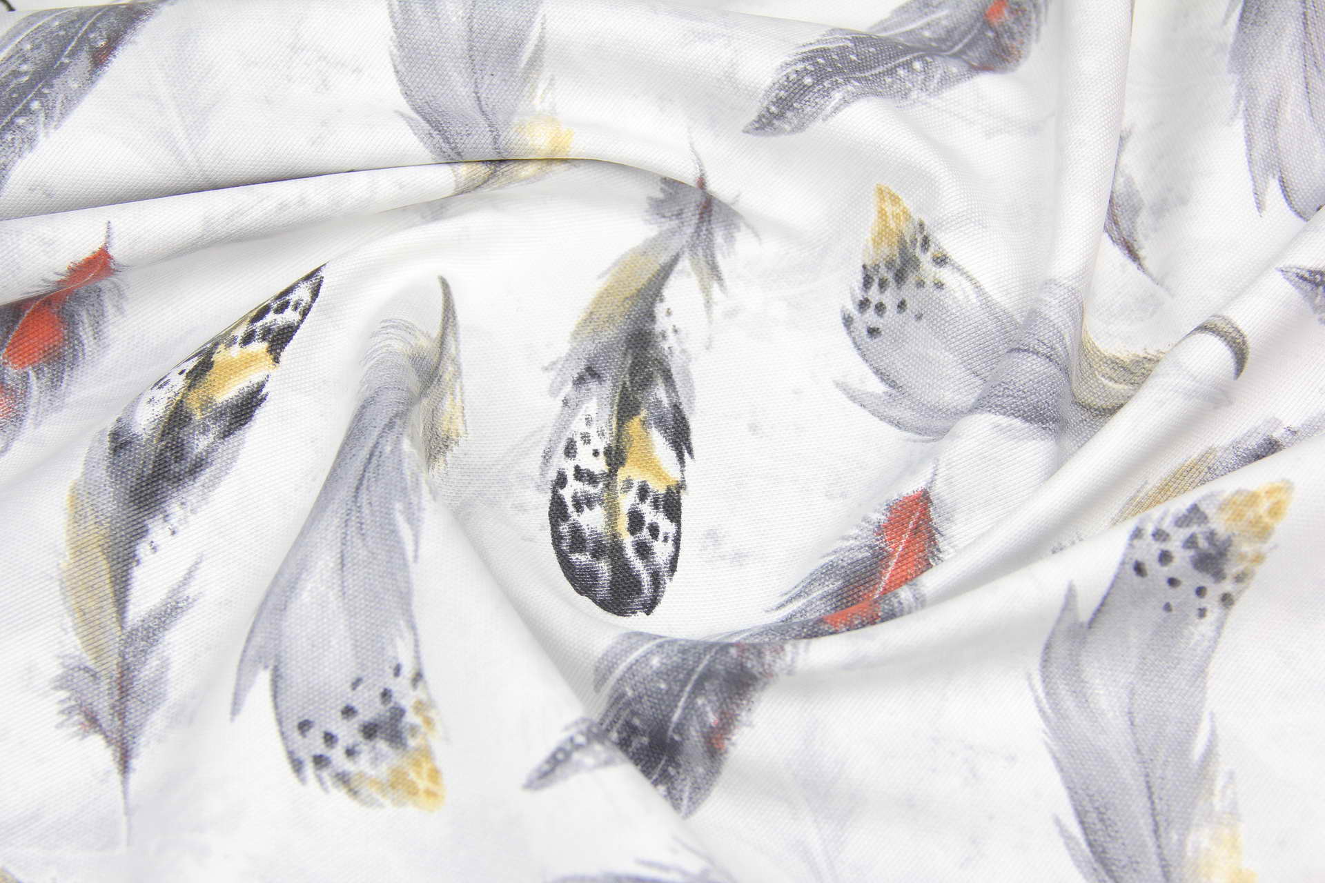 Ткань скатертная с тефлоновой пропиткой Перья Серые на белом