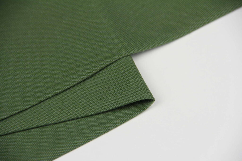 Ткань скатертная с тефлоновой пропиткой Темно-зеленый W30