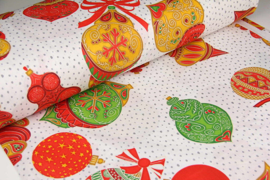 Ткань Ранфорс Новогодние игрушки, Турция, ширина 240 см, плотность 135 г/м2