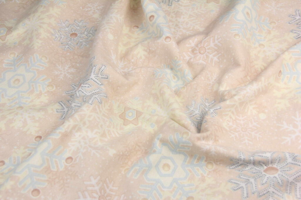 Ткань Фланель Снежинки на бежевом, Турция, ширина 240 см, плотность 160 г/м2