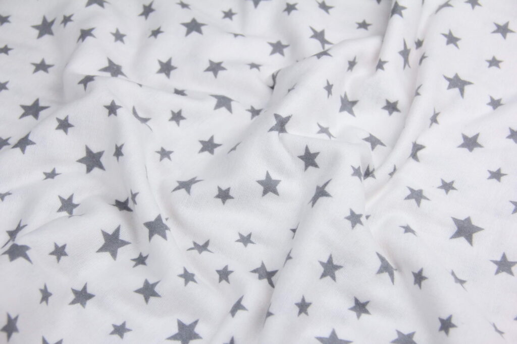 Отрез ткани Фланель Звезды серые на белом, Турция, ширина 240 см, плотность 160 г/м2