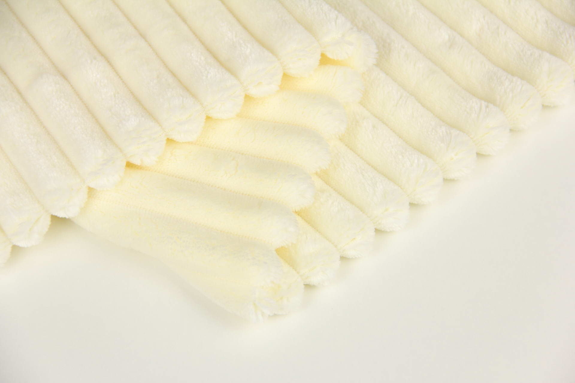 Ткань Плюш Minky Stripes молочный (шарпей), плотность 350 г/м2, ширина 160 см