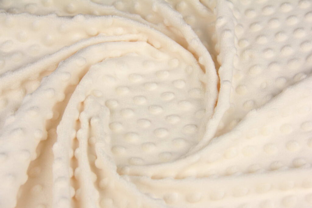 Ткань Плюш Minky Dots молочный (пупырышки), плотность 350 г/м2, ширина 160 см