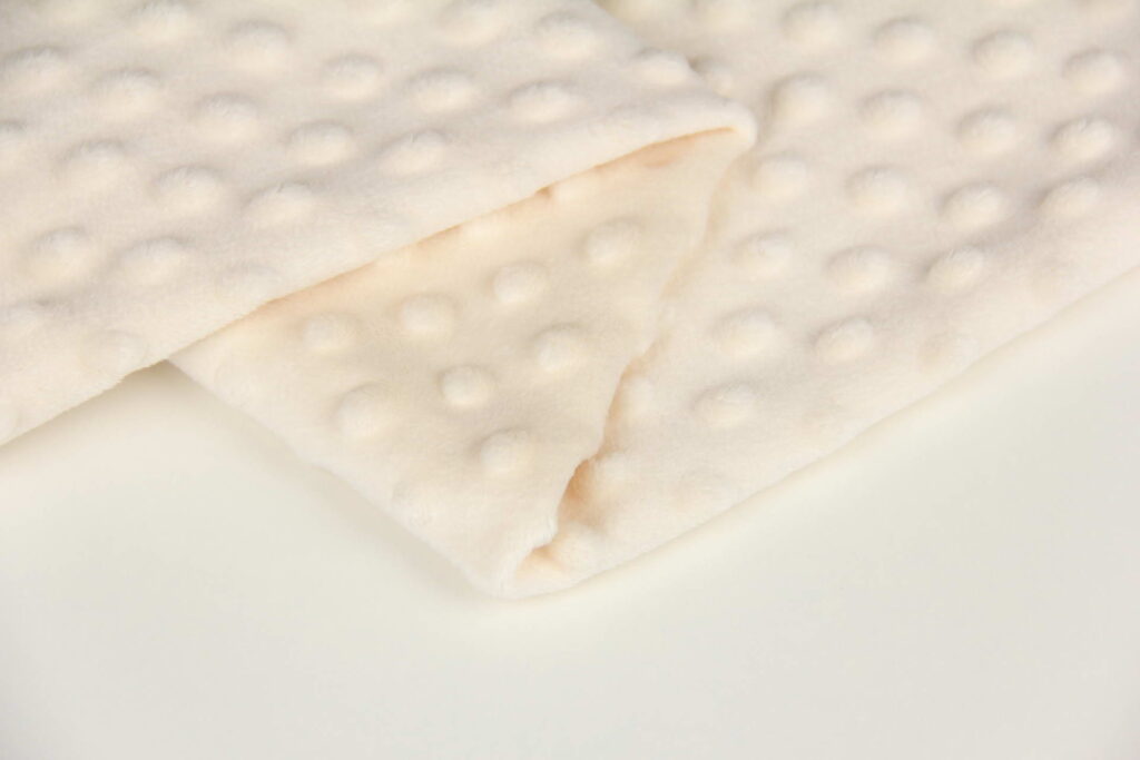 Ткань Плюш Minky Dots молочный (пупырышки), плотность 350 г/м2, ширина 160 см
