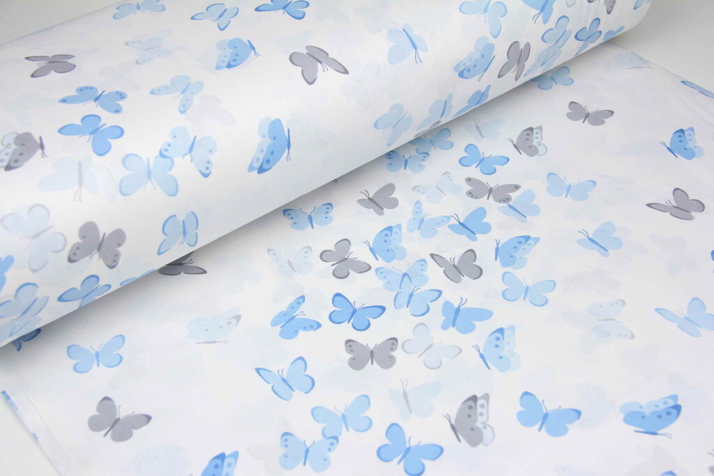 Ткань Ранфорс Бабочки Голубые и серые на белом, Турция, ширина 240 см, плотность 135 г/м2