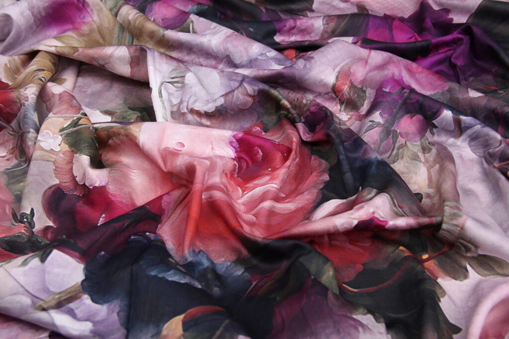 Ткань Сатин набивной Роскошные цветы, Турция, ширина 240 см