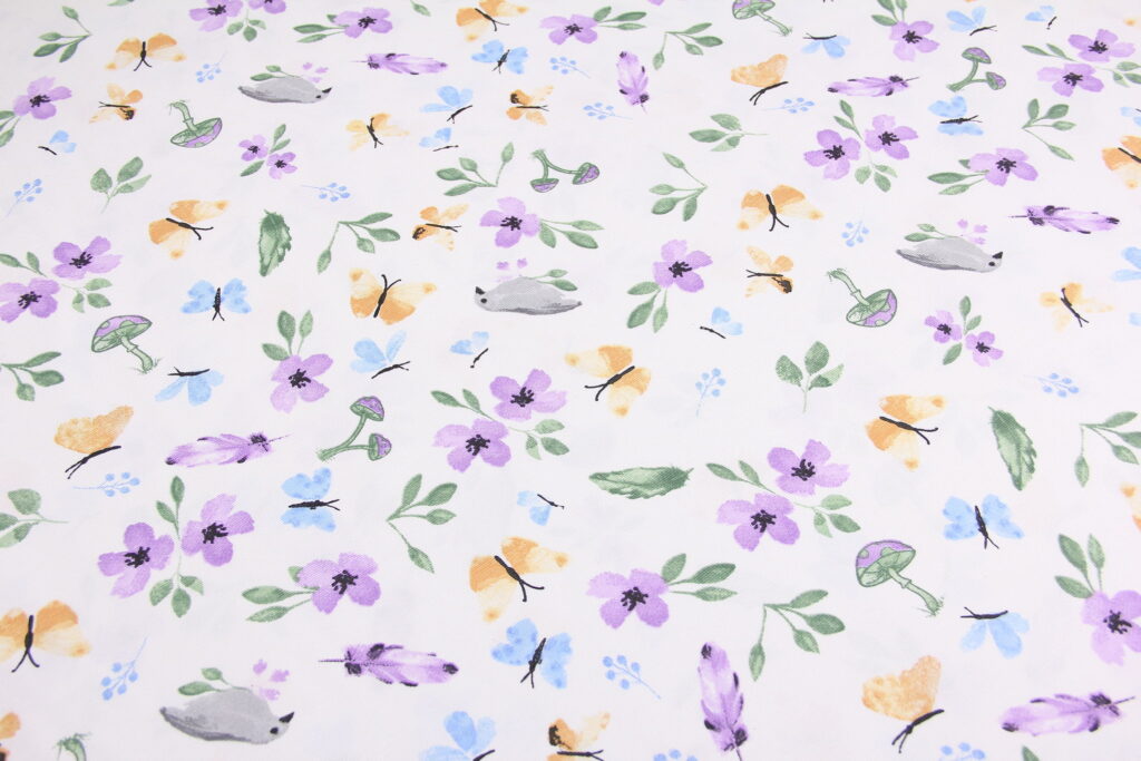 Ткань скатертная с тефлоновой пропиткой Маленькая птичка и бабочка Фиолетовый