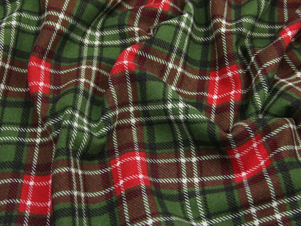 Тканина Фланель Клітинка шотландка Зелений та червоний, Туреччина, ширина 240 см, щільність 160 г/м2
