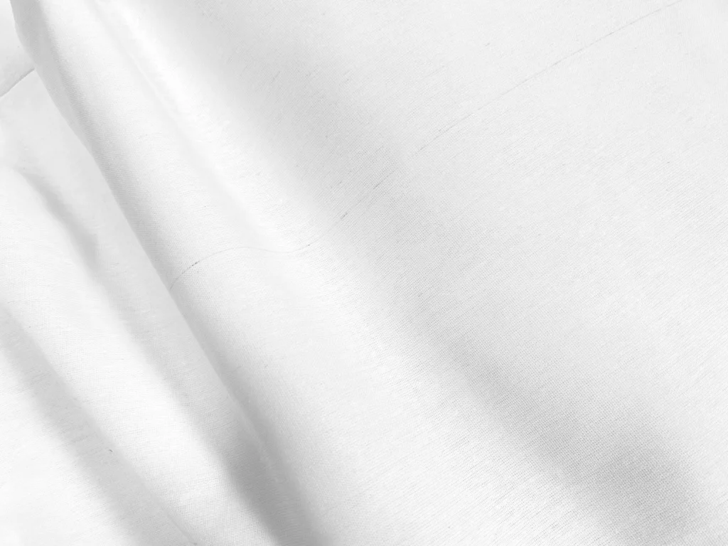 УЦІНКА!!! Тканина Бязь Білого кольору, Туреччина, РЕ, ширина 220 см, щільність 110 г / м2