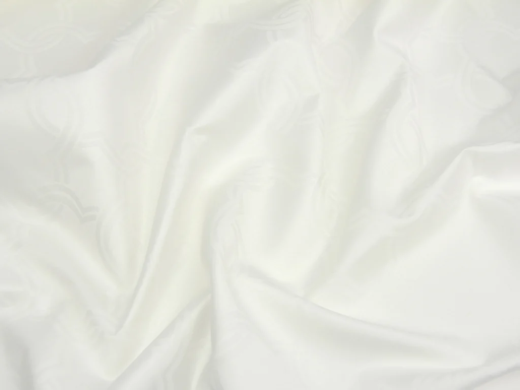 Тканина скатертна сатин-жаккард з тефлоновим просоченням Чотирилислик Молочний